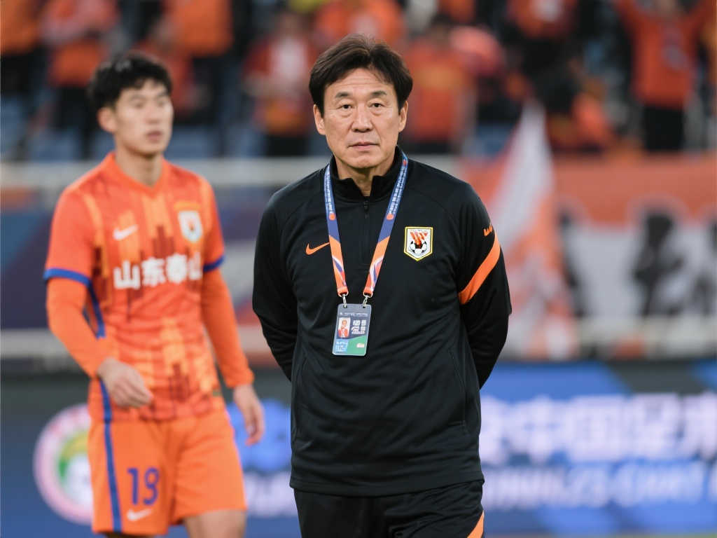 表现与坚持