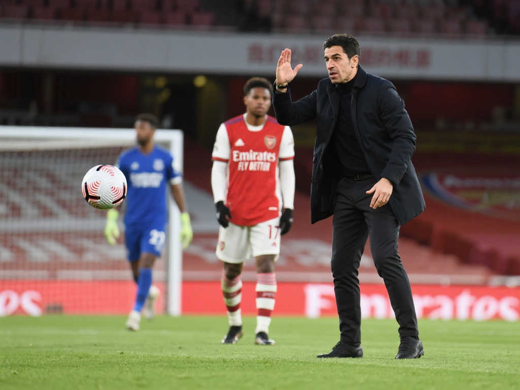 到周琦在比 到周琦在比